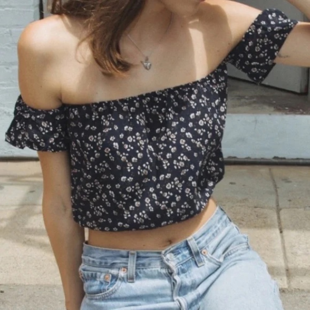 Brandy Melville Floral Cropped Off the Shoulder Top
